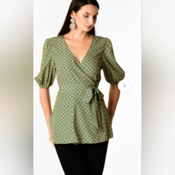 Wayward Fancies Tile Print Crepe Top Women's Wrap w Tie - Picture 1 of 11